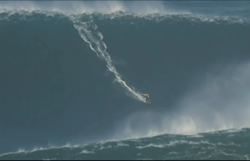 Guinness recognizes surfer for riding 78-foot wave